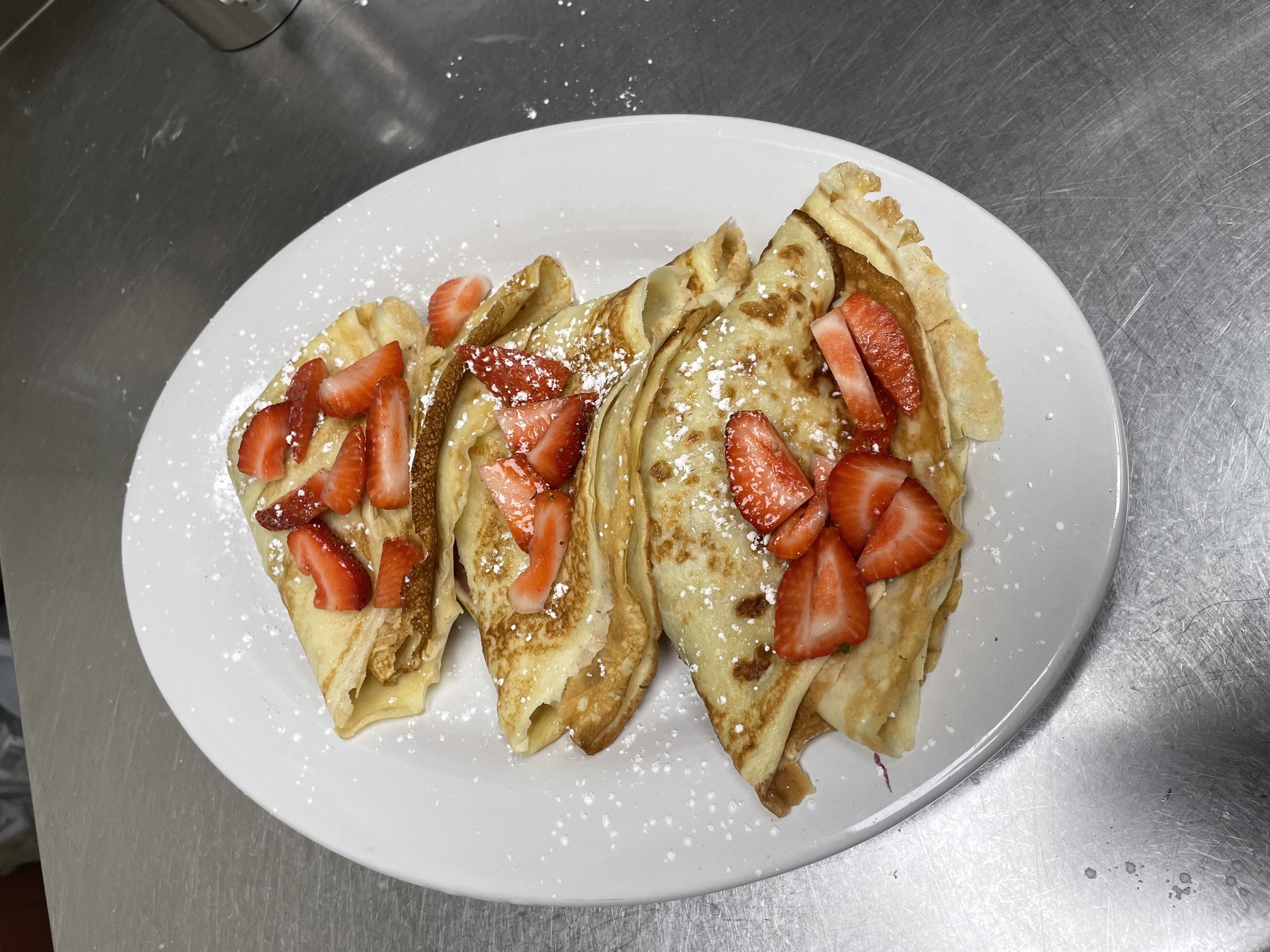 Strawberries and cream crêpe